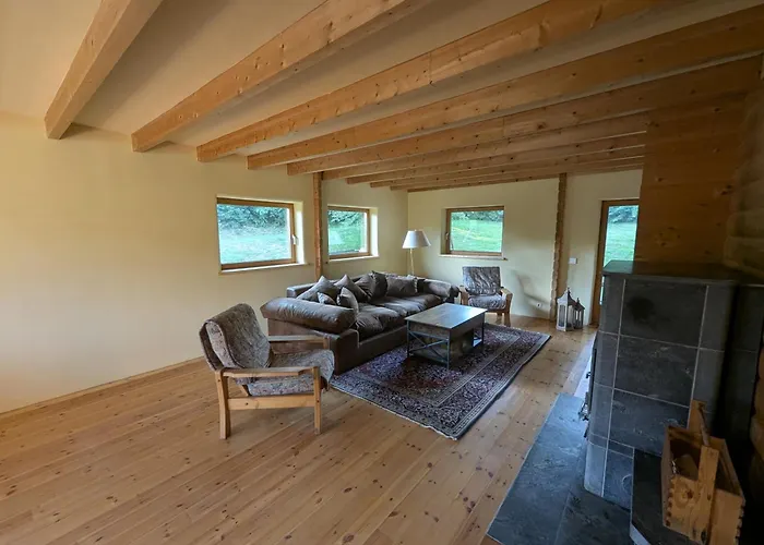 Idyllisches Holzhaus Im Gruenen Lippersdorf-Erdmannsdorf