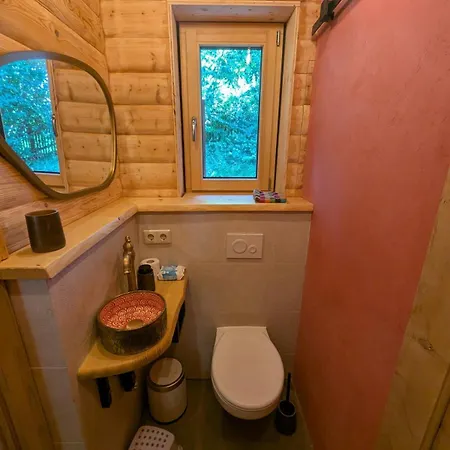 Dom wakacyjny Idyllisches Holzhaus Im Gruenen *